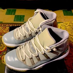 Cool Grey Jordan 11s size 10.5 (2009)